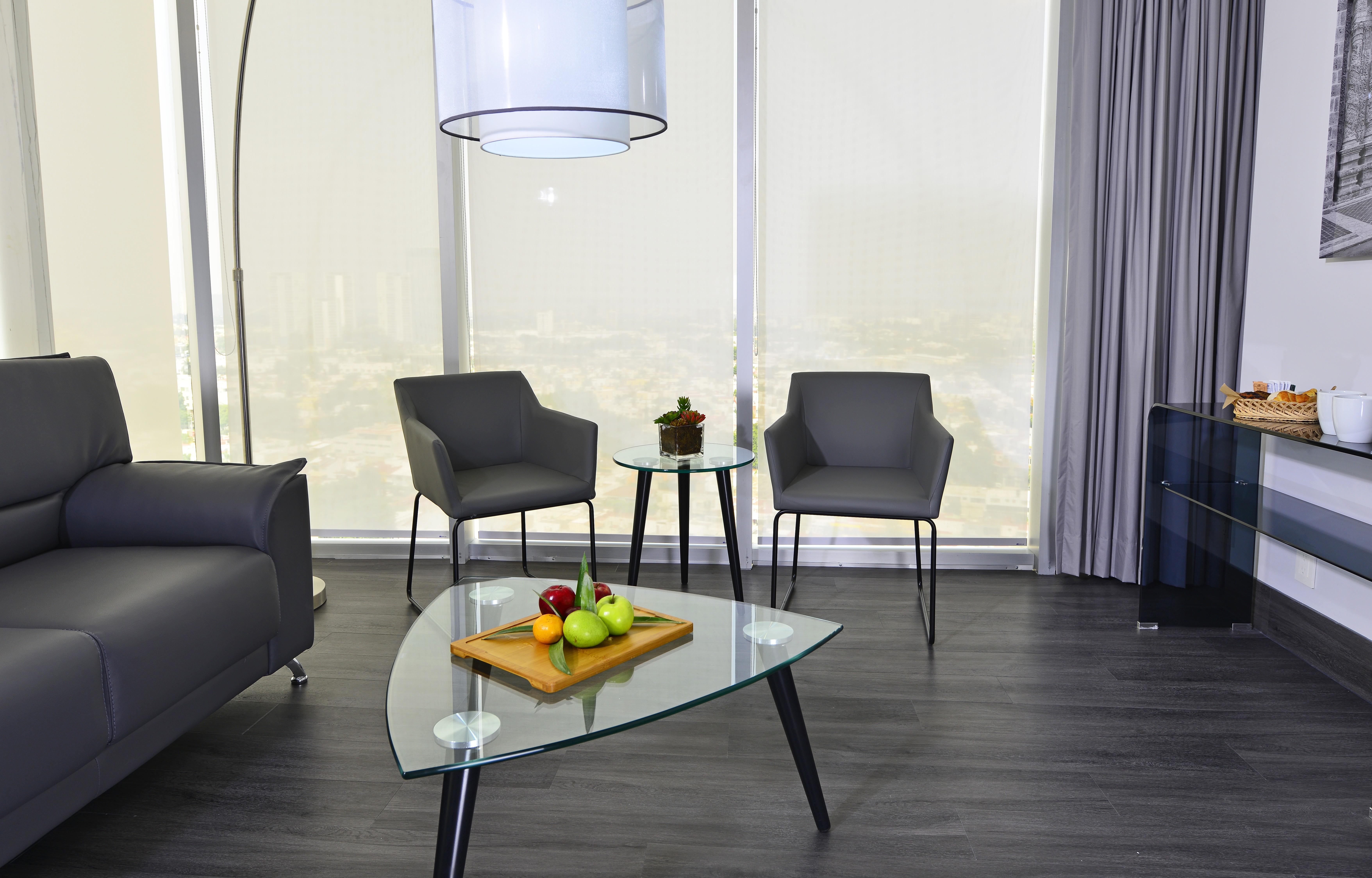 Baruk Guadalajara Hotel De Autor エクステリア 写真 A room with a floor made of wood-look tile