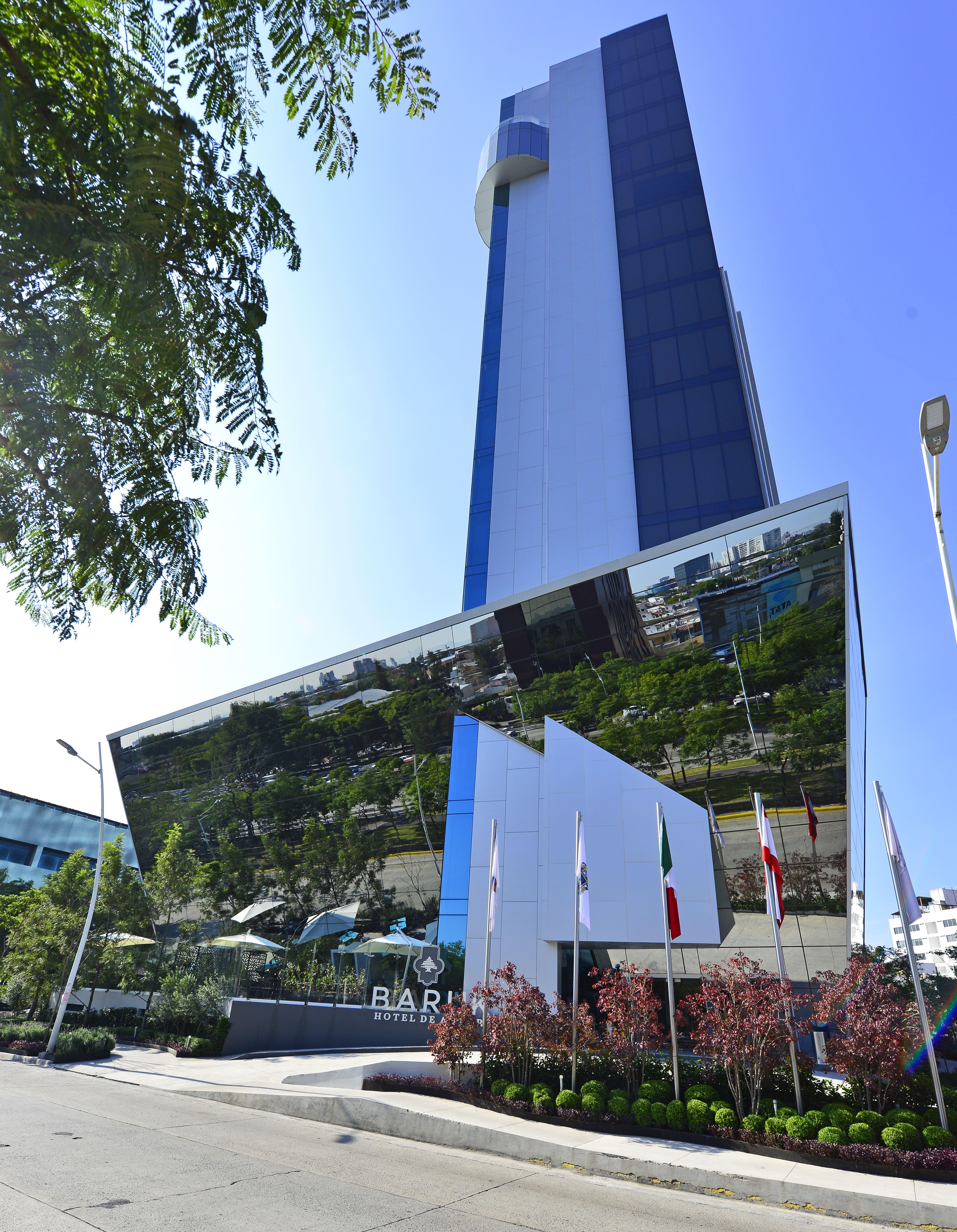Baruk Guadalajara Hotel De Autor エクステリア 写真 The building of the Embassy of South Korea in Lima, Peru.
